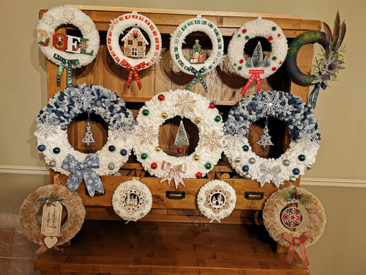 Handcrafted Woolen Christmas Wreath with Centerpiece